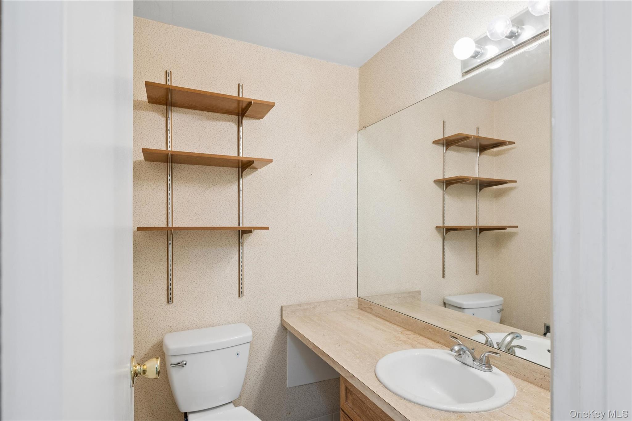156 W Cambridge Drive 156 Property Photo 15