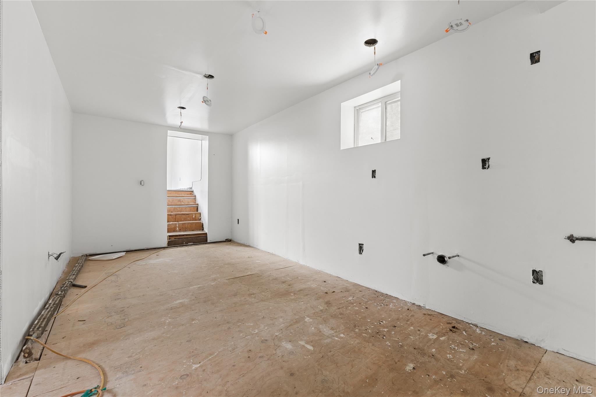 1639 E 55th Street Property Photo 12