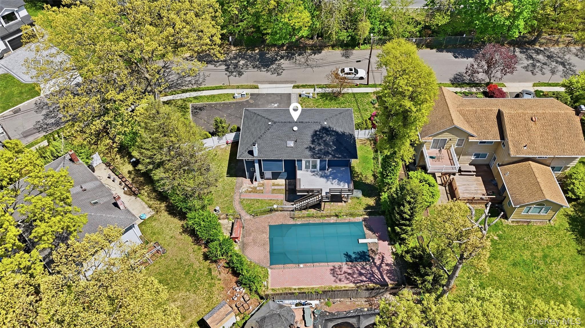18 Park Drive Property Photo 3