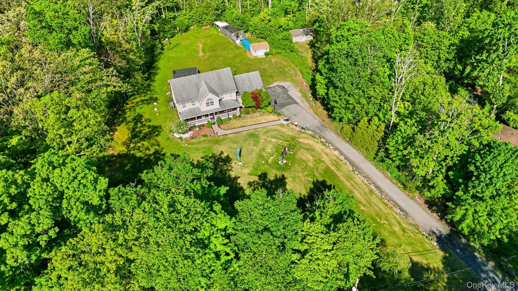 185 Penaluna Road Property Photo 2