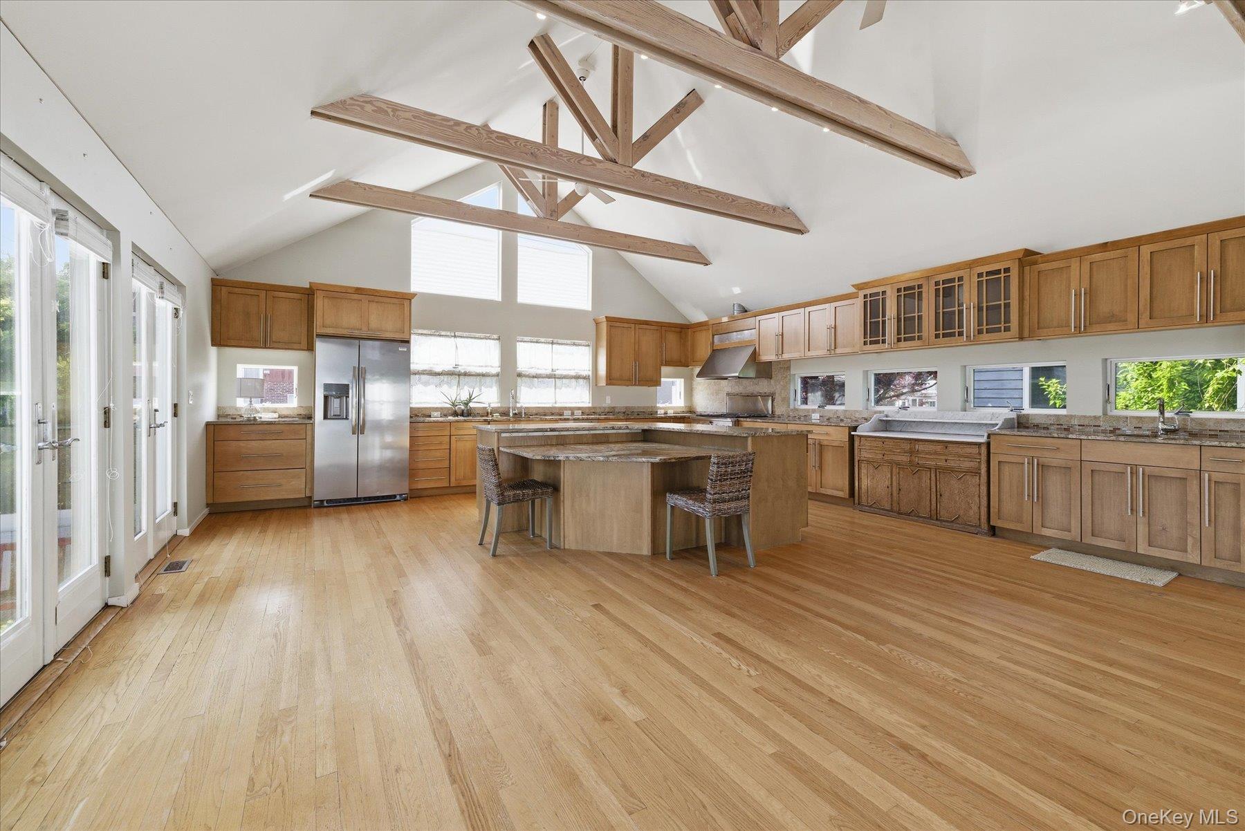 33 Bath Street Property Photo 5