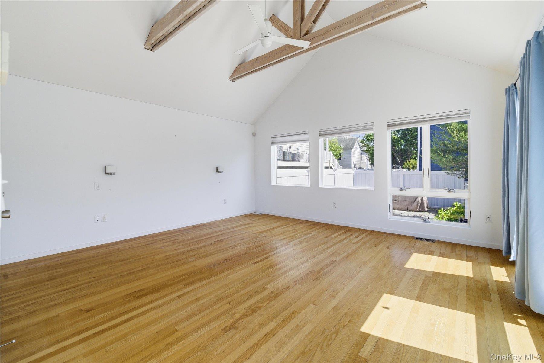 33 Bath Street Property Photo 8