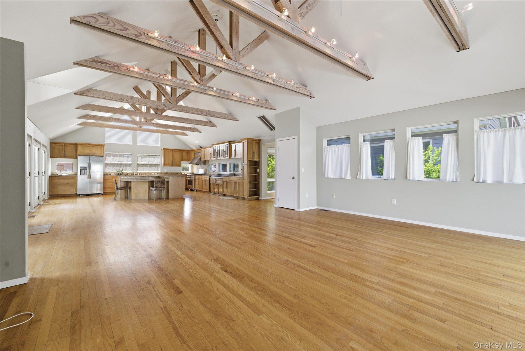 33 Bath Street Property Photo 23