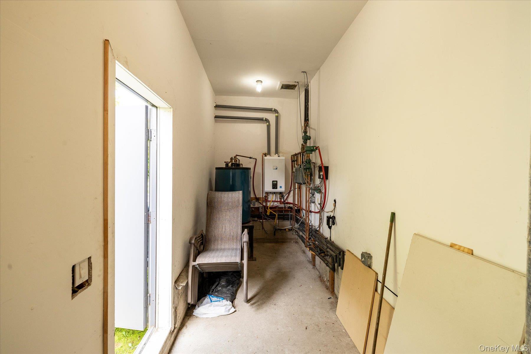33 Bath Street Property Photo 30