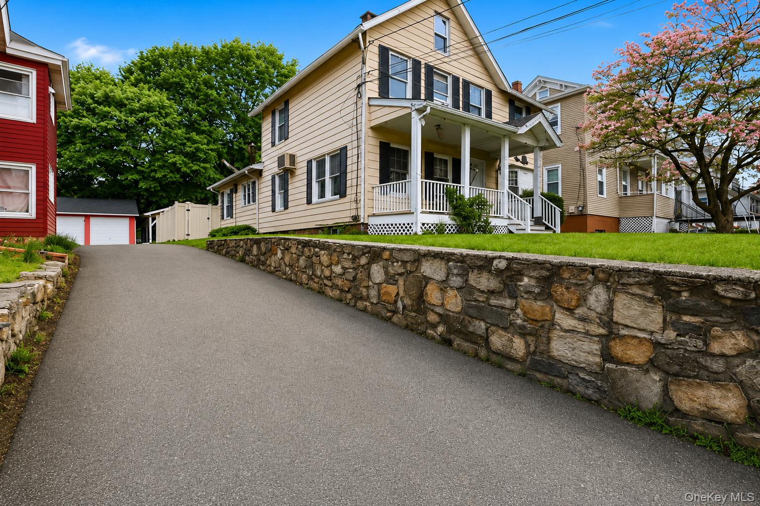 653 Highland Avenue Property Photo 3