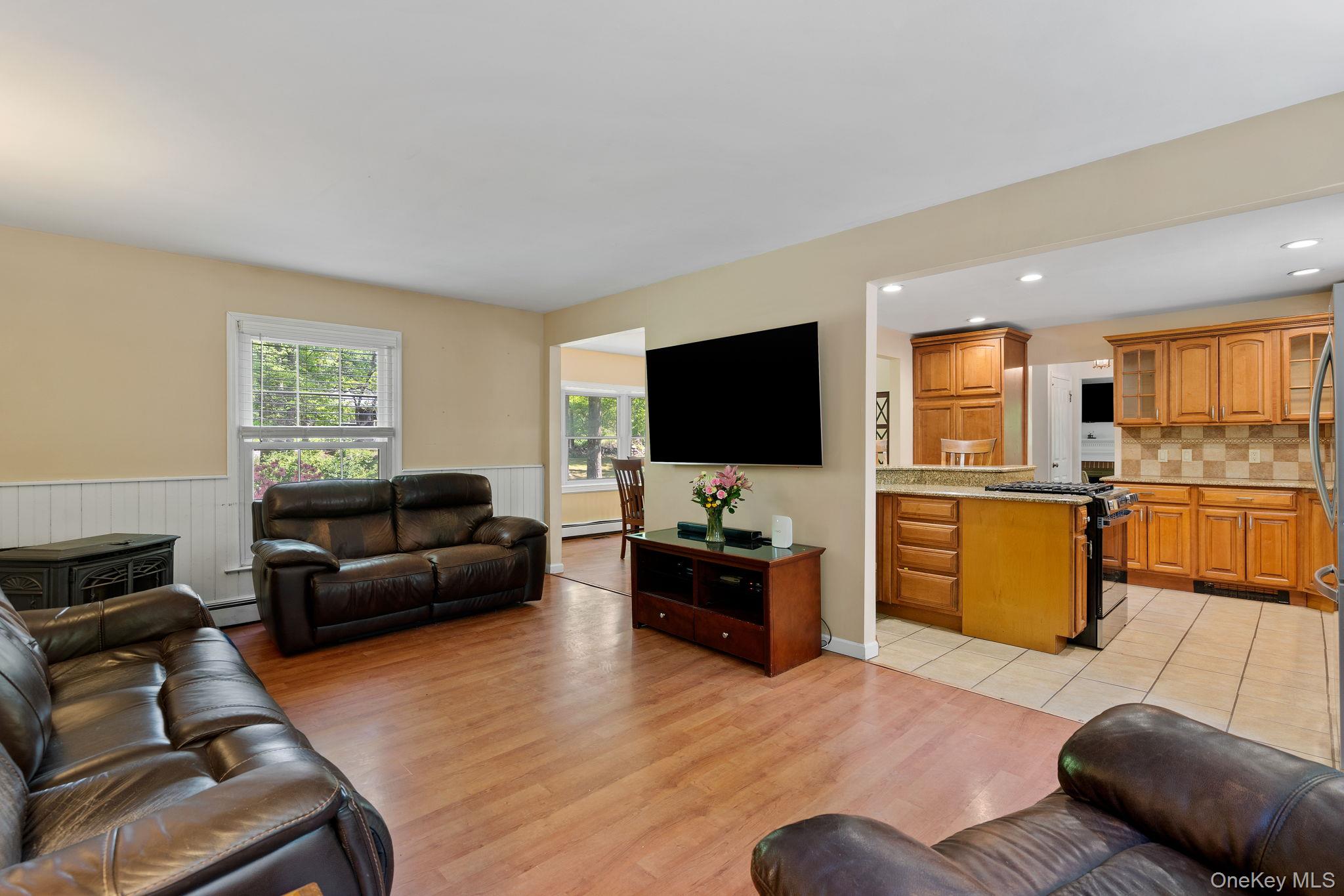 95 Pine Hill Road Property Photo 4