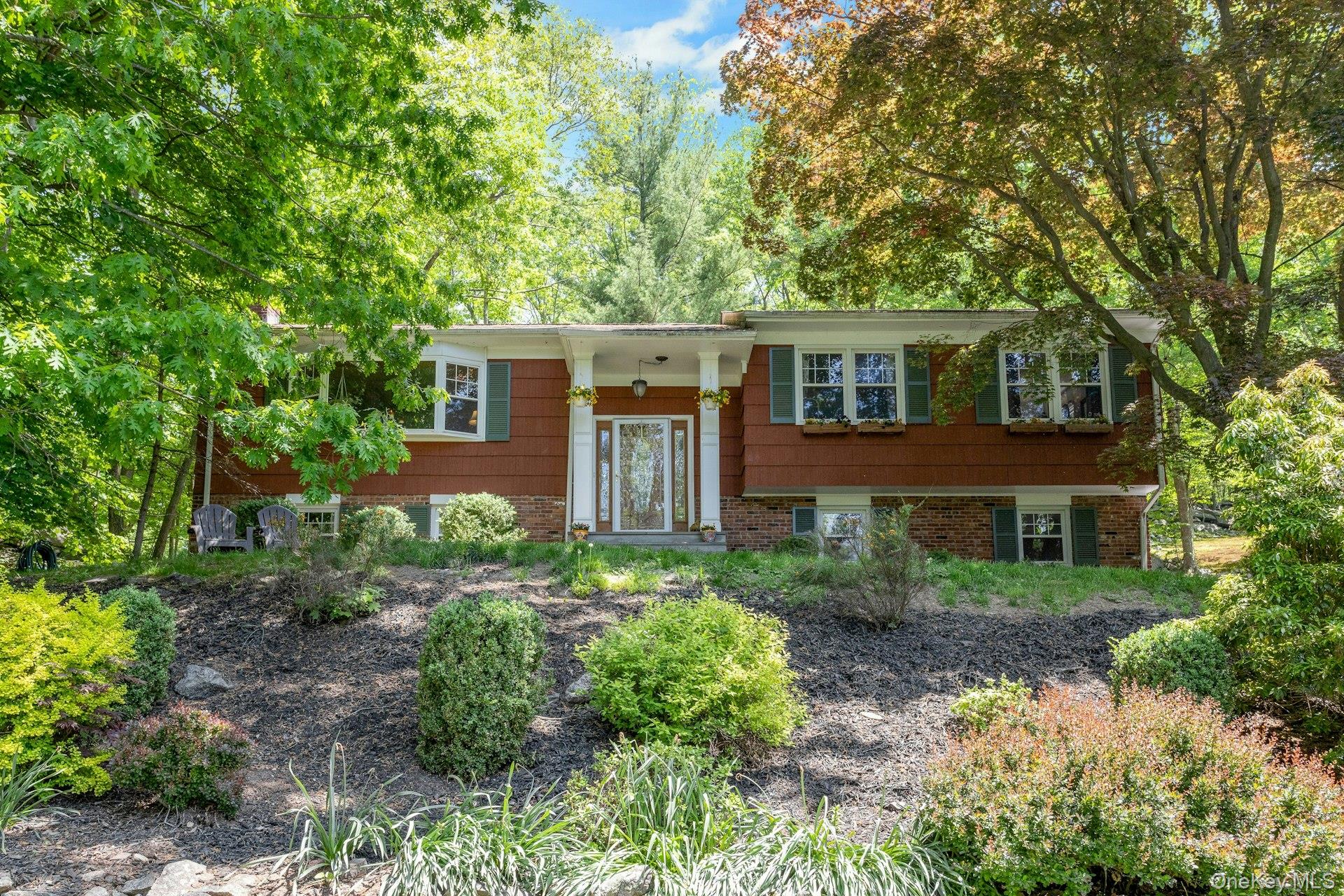 8 Woodland Road Property Photo 2
