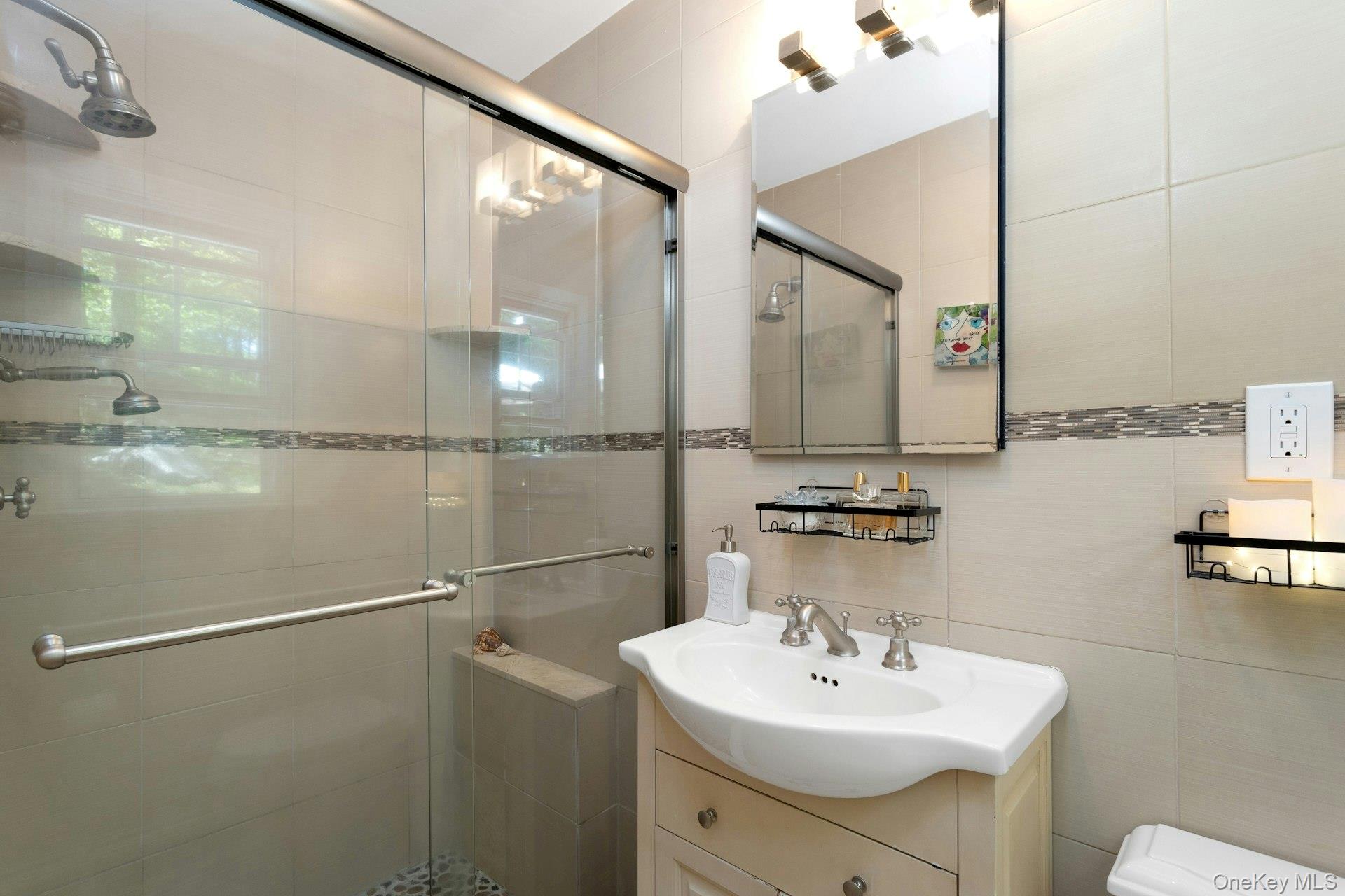 8 Woodland Road Property Photo 19
