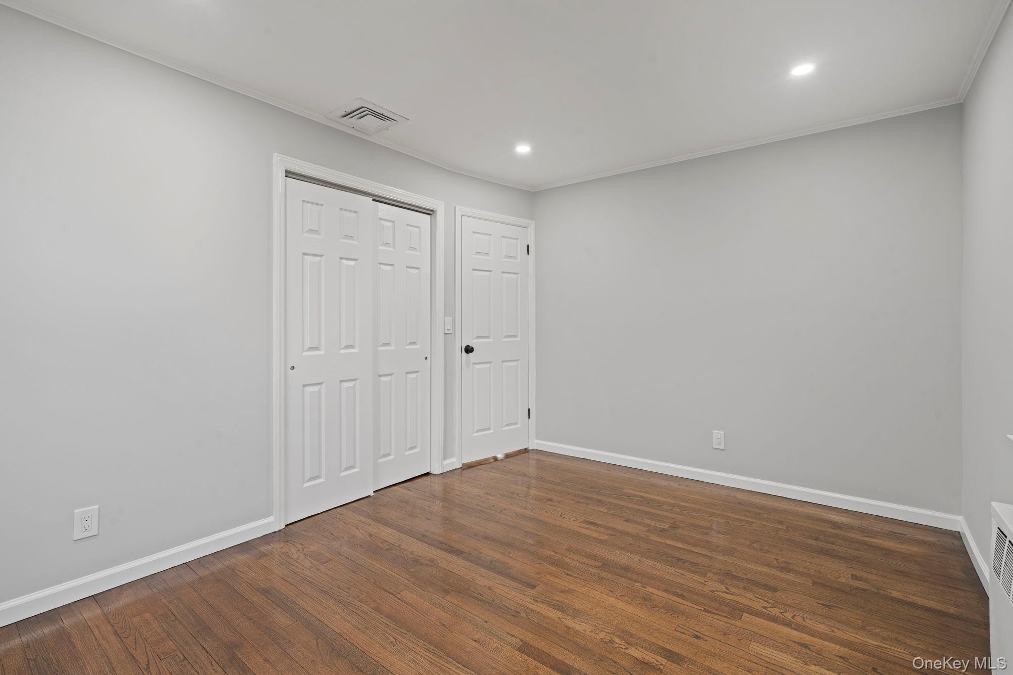 2386 Hampton Avenue Property Photo 27