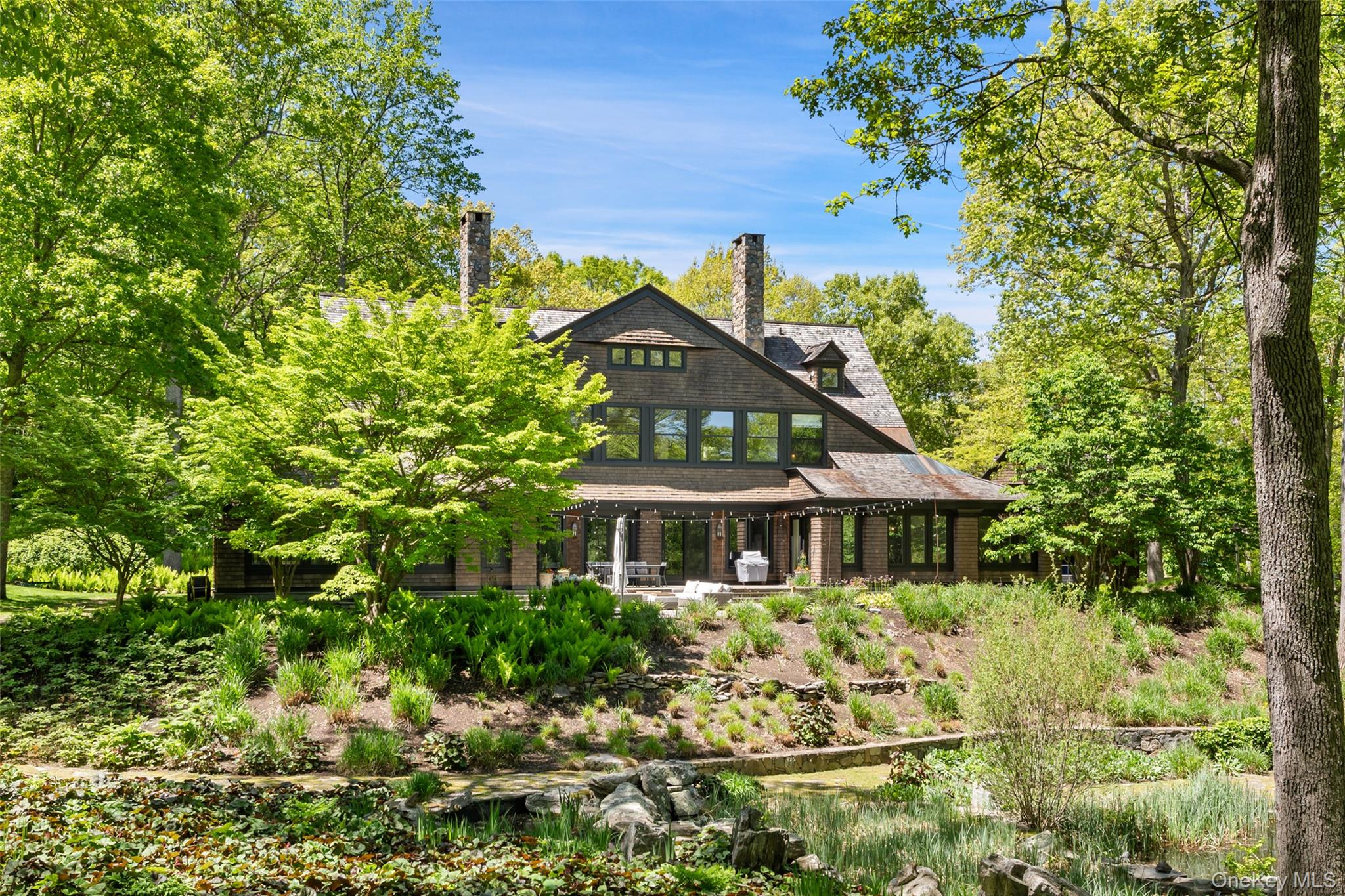 401 Pea Pond Road Property Photo 1