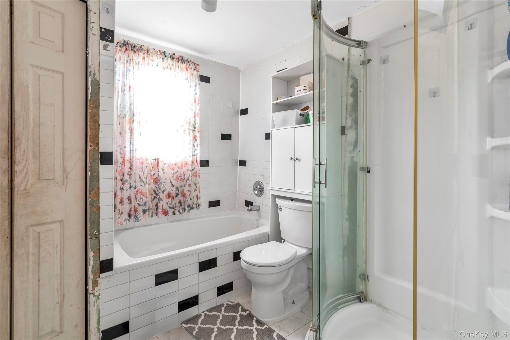 21208 Murdock Avenue Property Photo 13