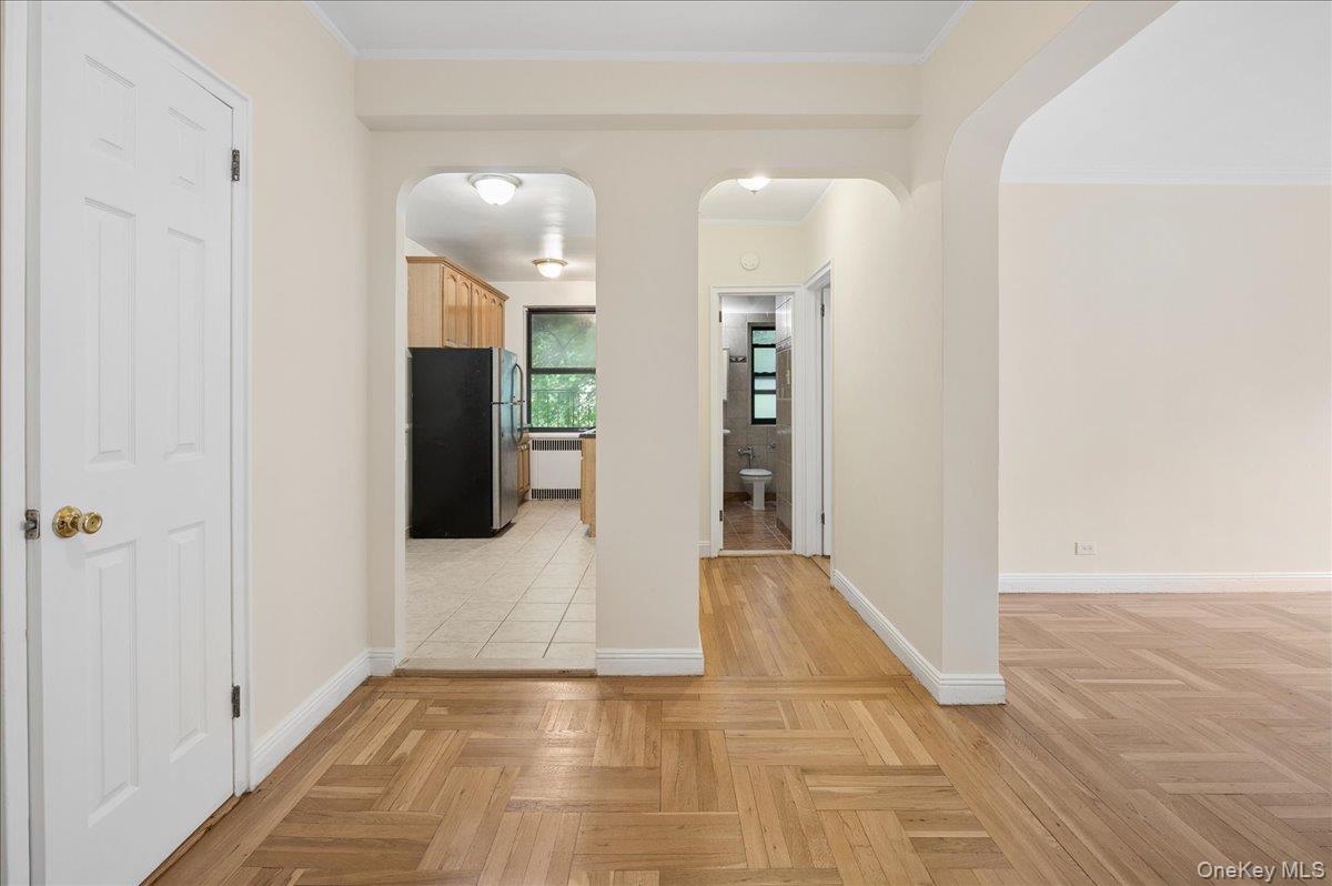 3015 Riverdale Avenue 5b Property Photo 8