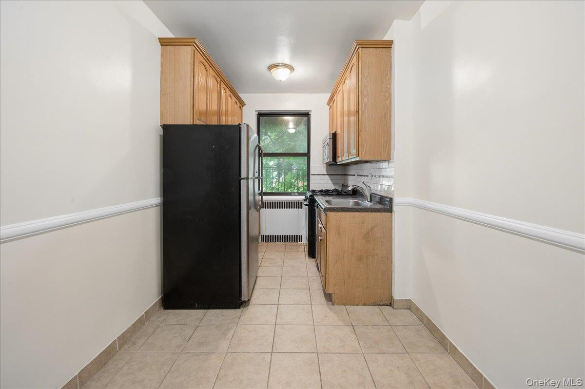 3015 Riverdale Avenue 5b Property Photo 10