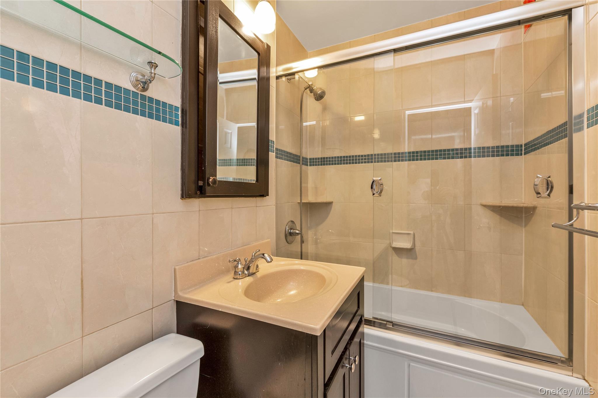 70-25 Yellowstone Boulevard 2 N Property Photo 11