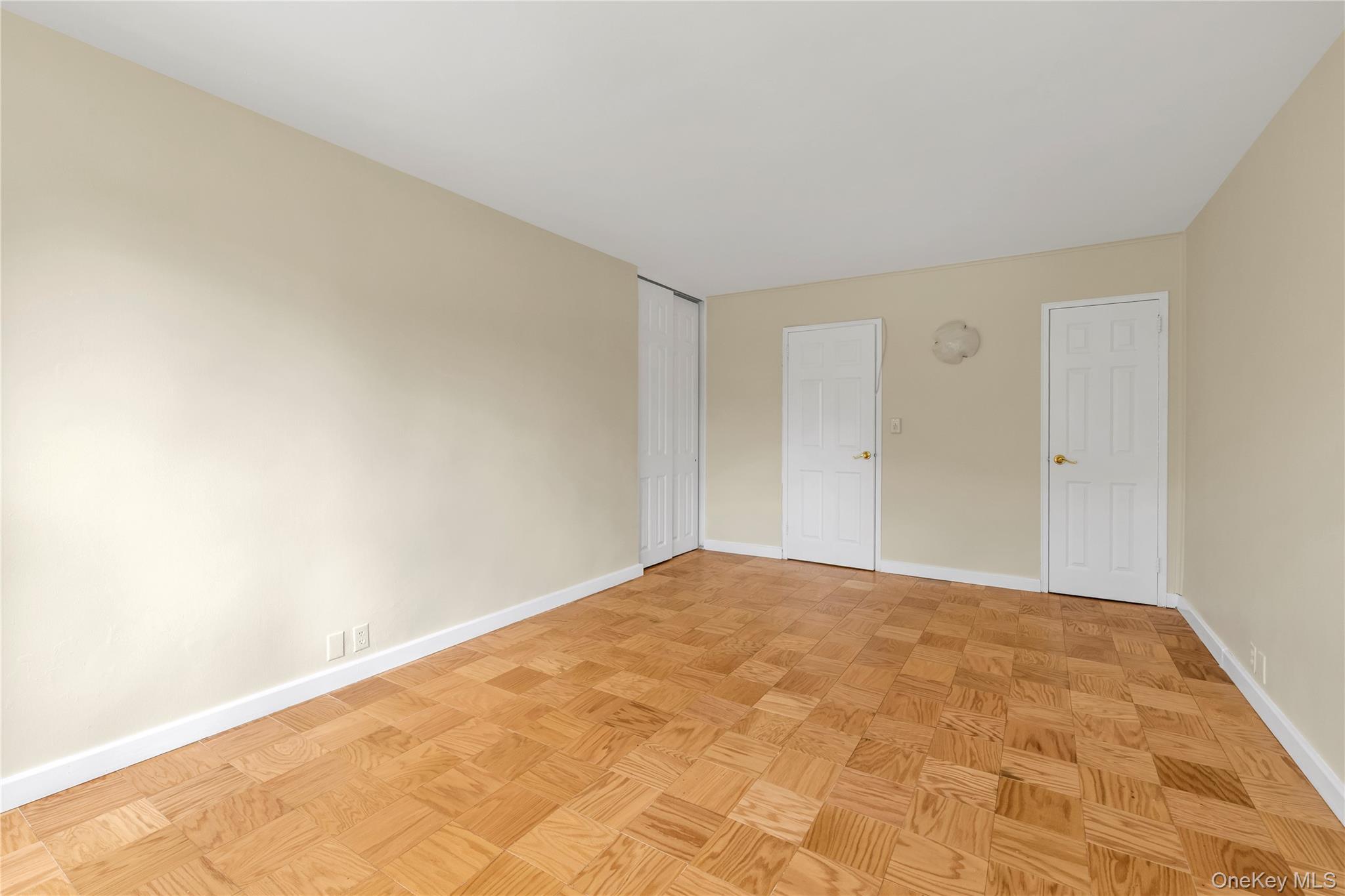 70-25 Yellowstone Boulevard 2 N Property Photo 13