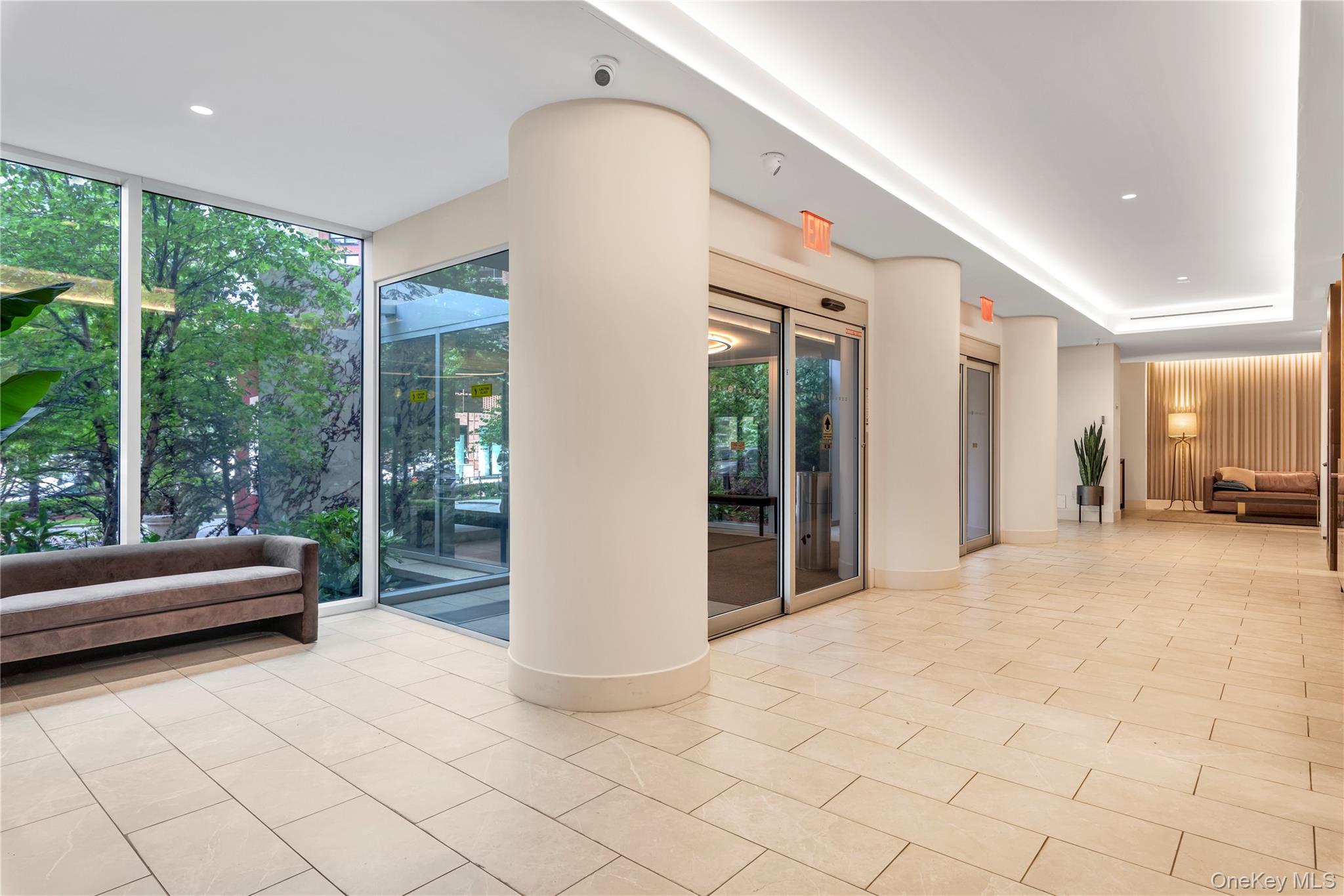 70-25 Yellowstone Boulevard 2 N Property Photo 15