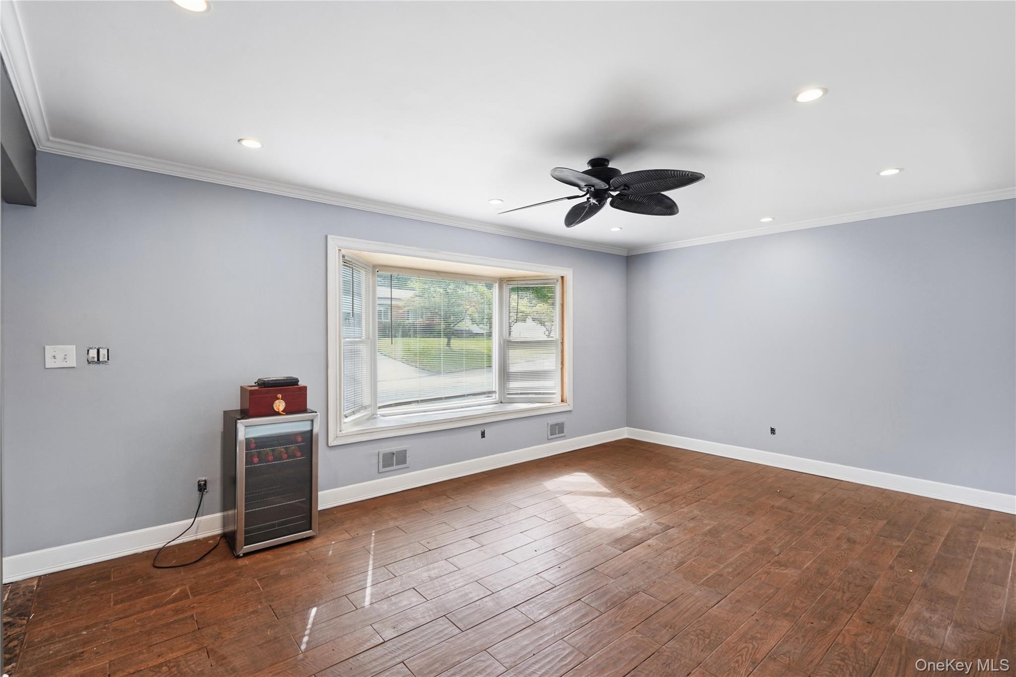 9 Walter Drive Property Photo 3