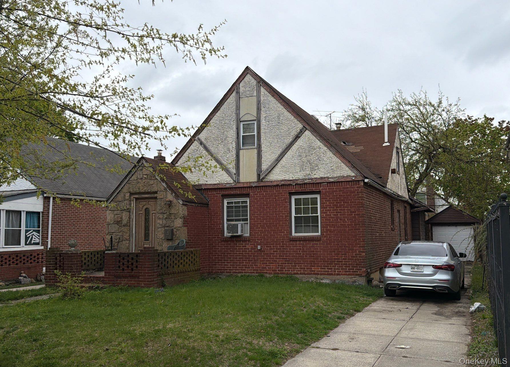 183-37 Brinkerhoff Avenue Property Photo 2