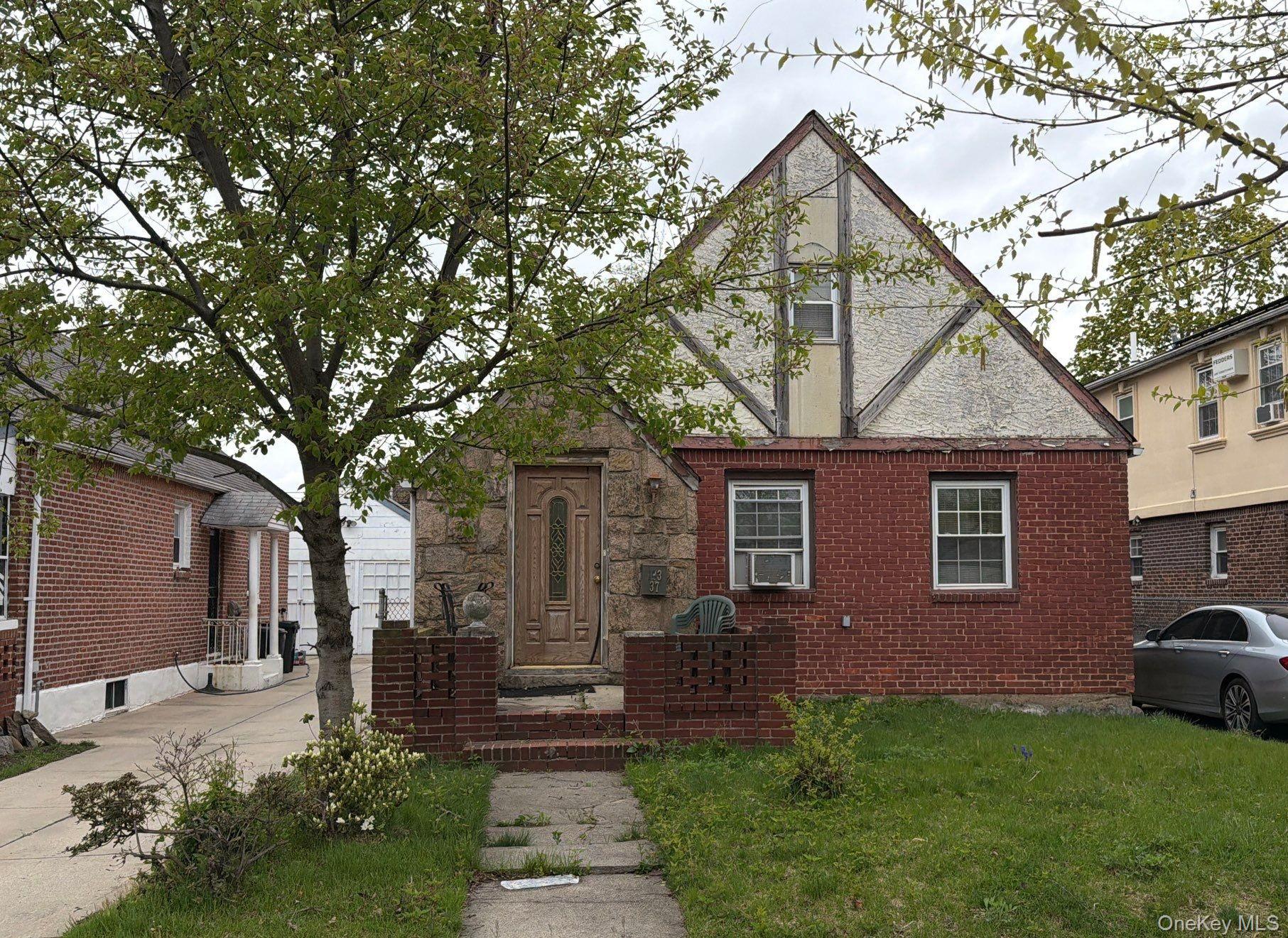 183-37 Brinkerhoff Avenue Property Photo 3