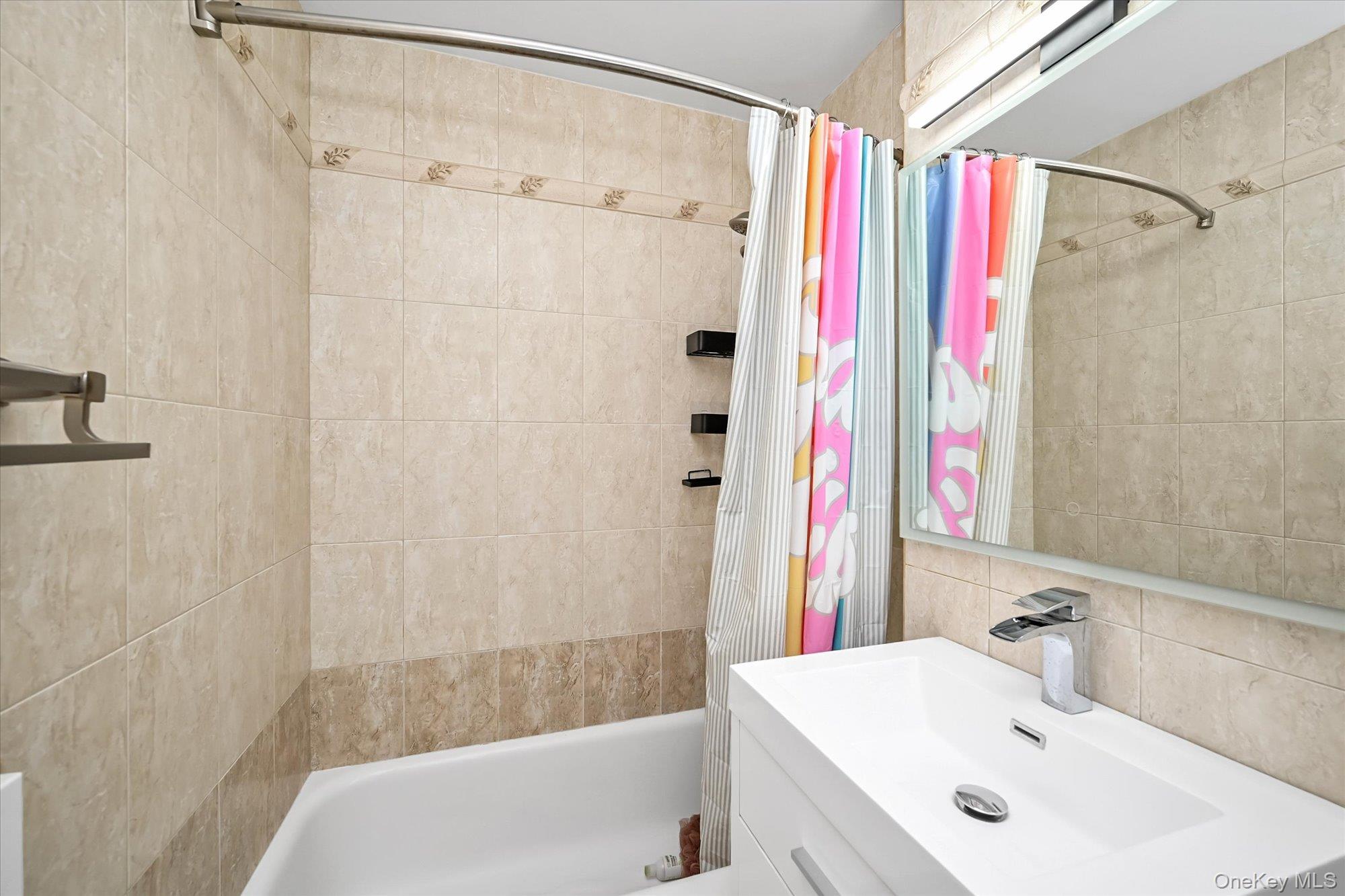 98-25 64th Road 5e Property Photo 7