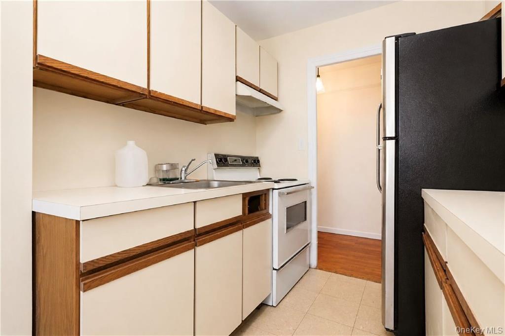 190 72nd Street 122 Property Photo 11
