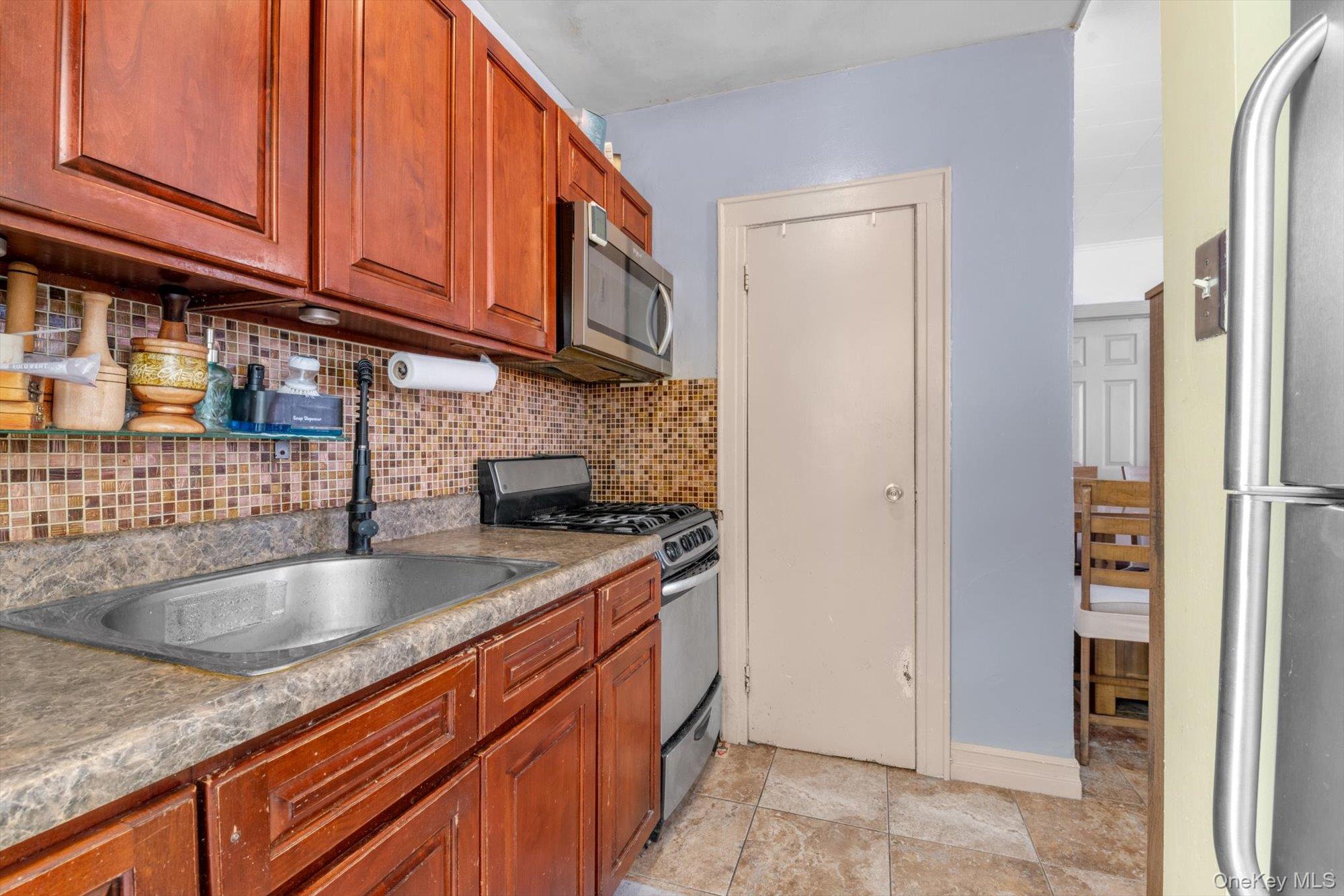 60-09 69th Place Property Photo 15