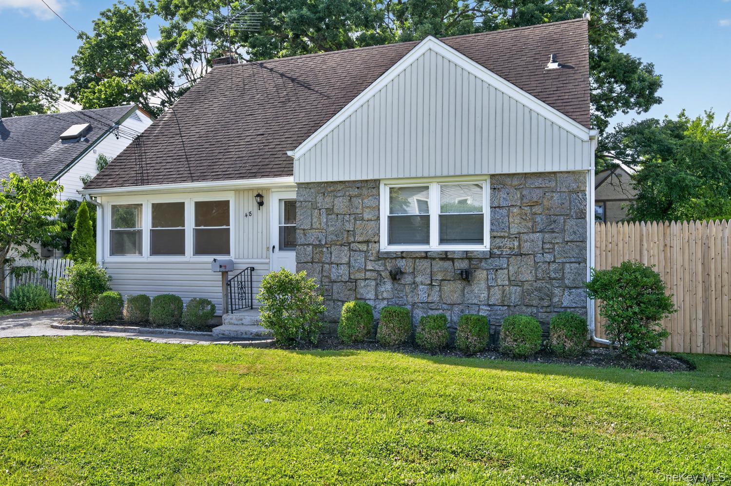 48 Locust Street Property Photo 2