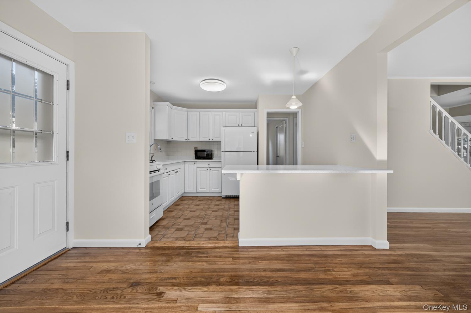 48 Locust Street Property Photo 6