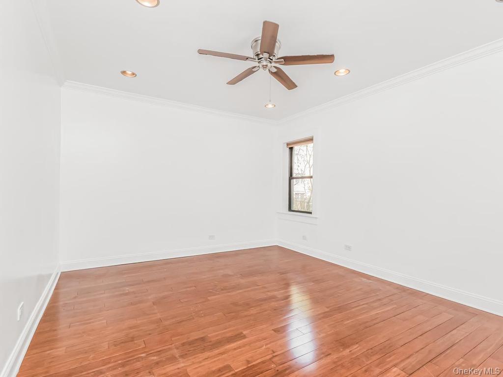 5 Franklin Avenue 1p Property Photo 9