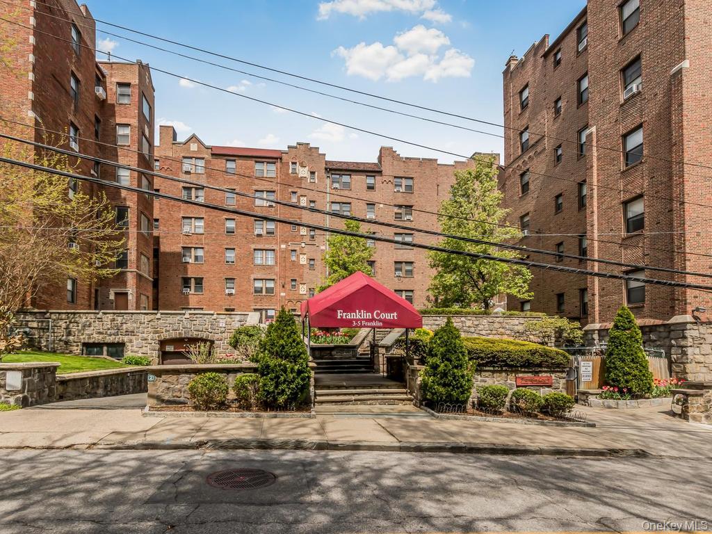 5 Franklin Avenue 1p Property Photo 10