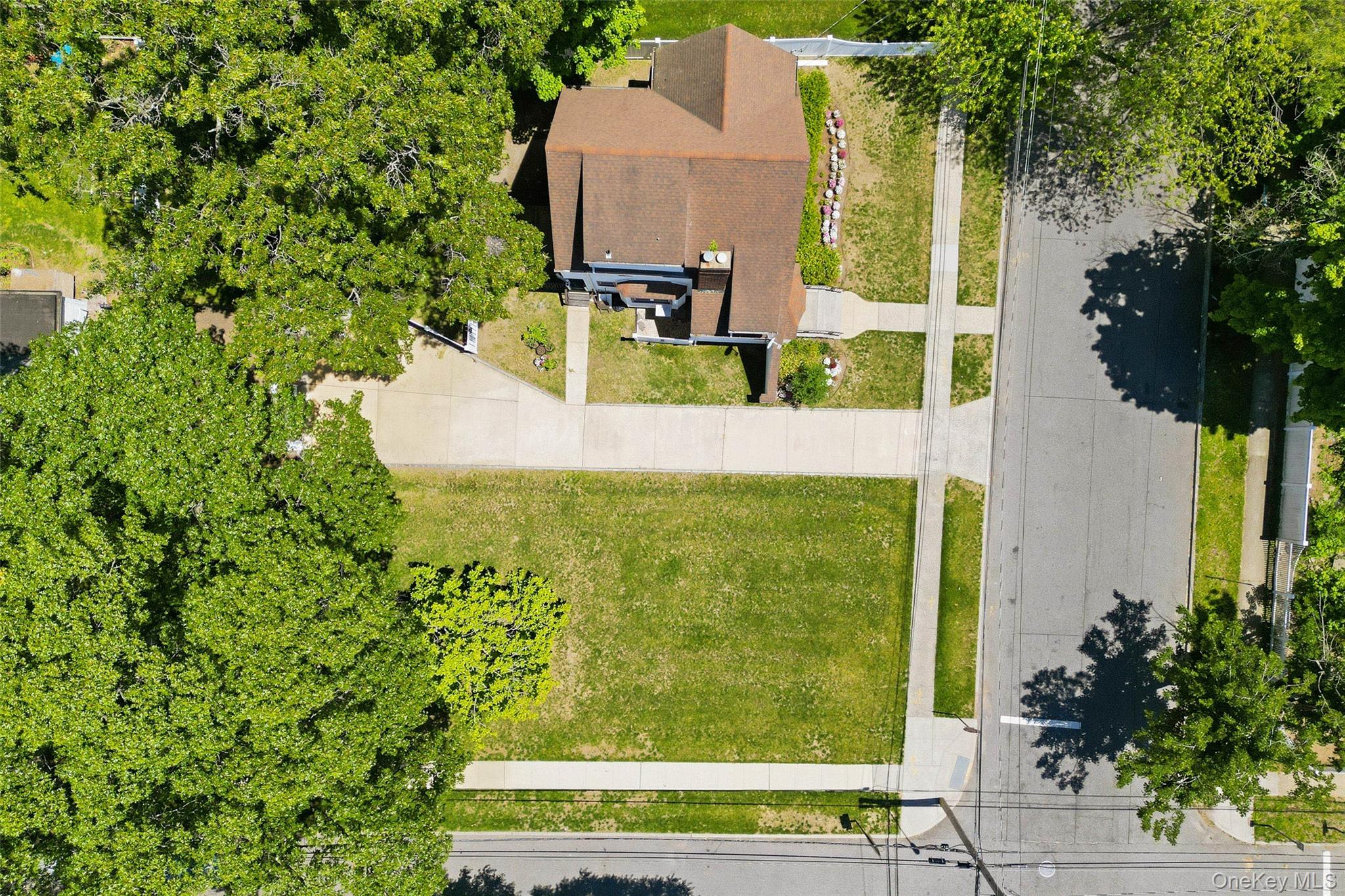 15 Maine Avenue Property Photo 35