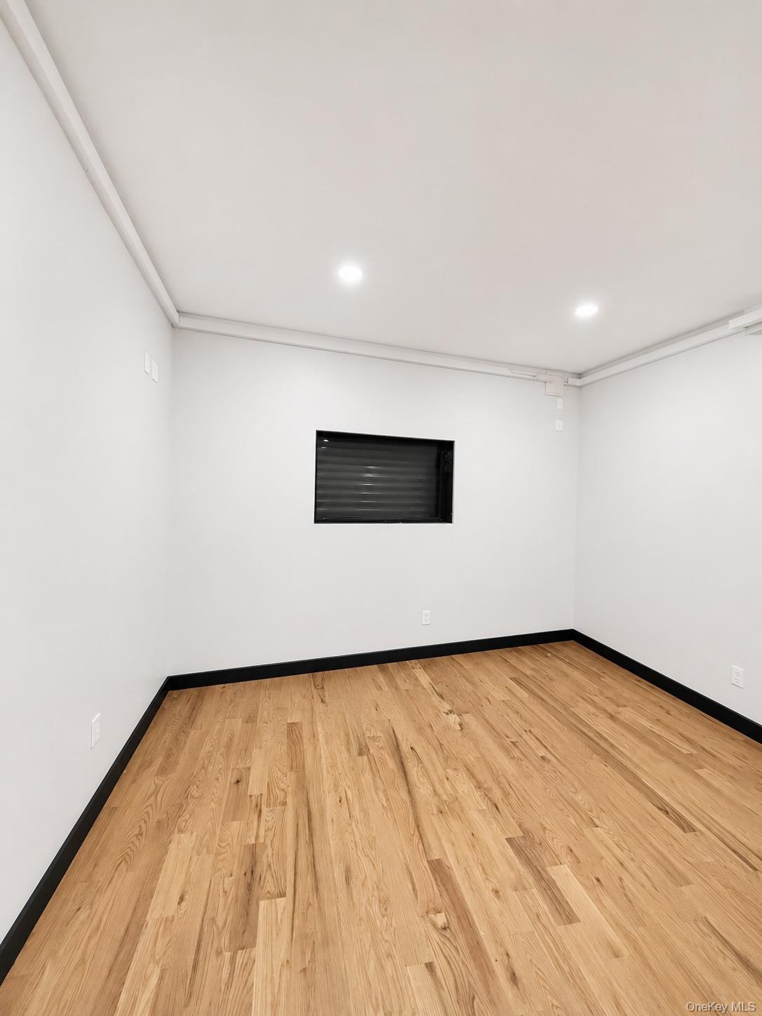 580 Broadway Property Photo 4