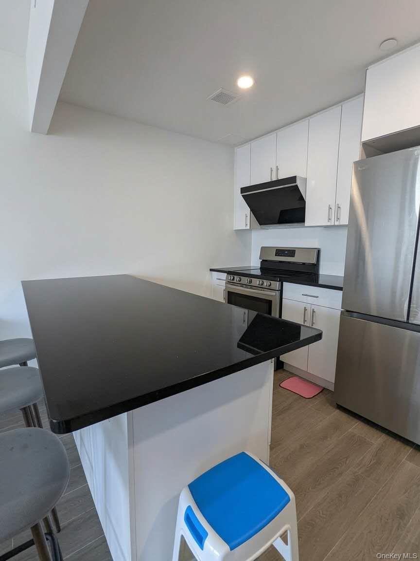 144-27 Sanford Avenue 6o Property Photo 4