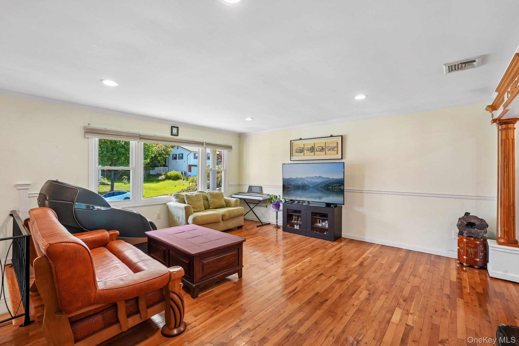 20 Skyline Drive Property Photo 9
