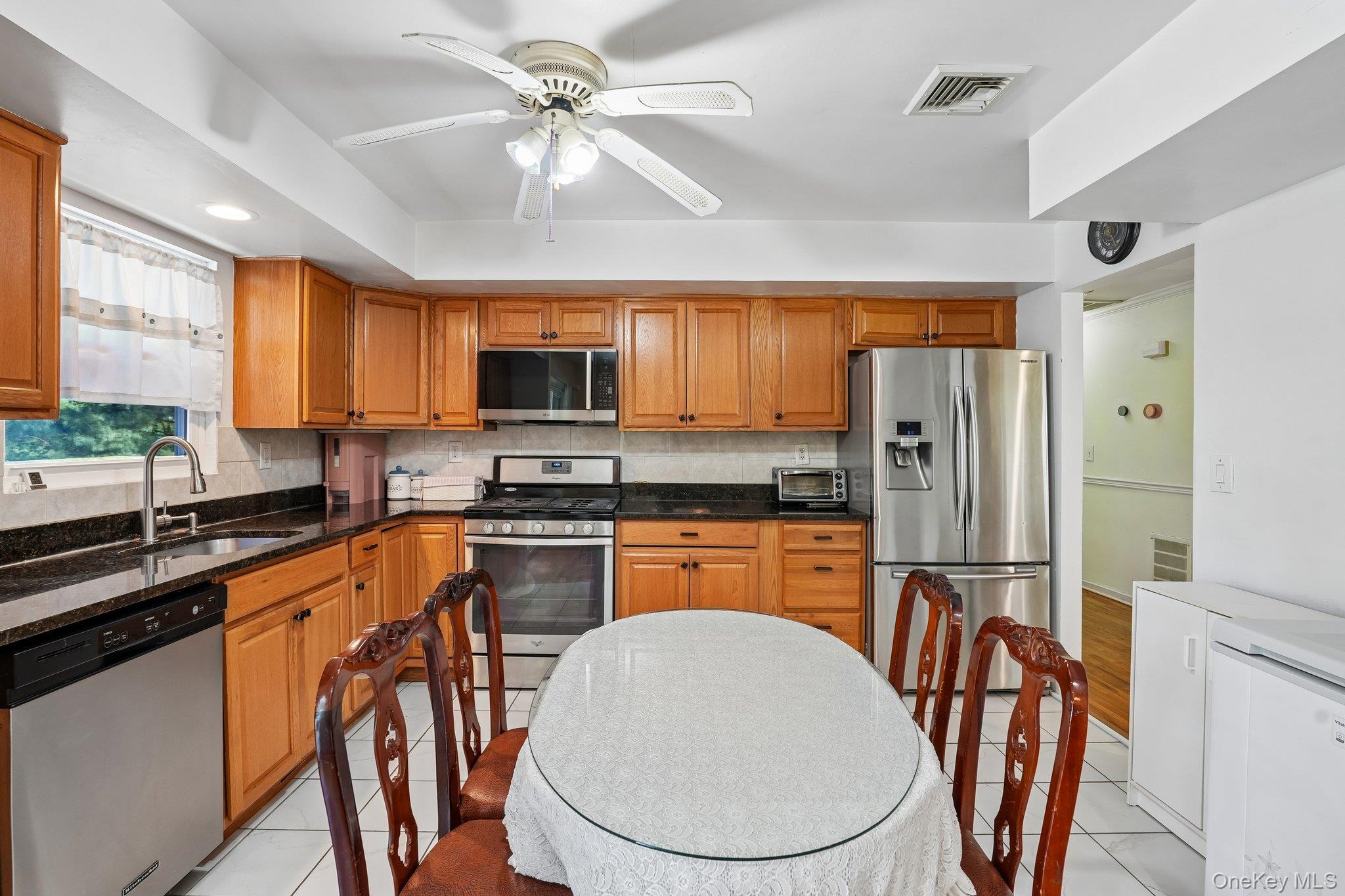 20 Skyline Drive Property Photo 16