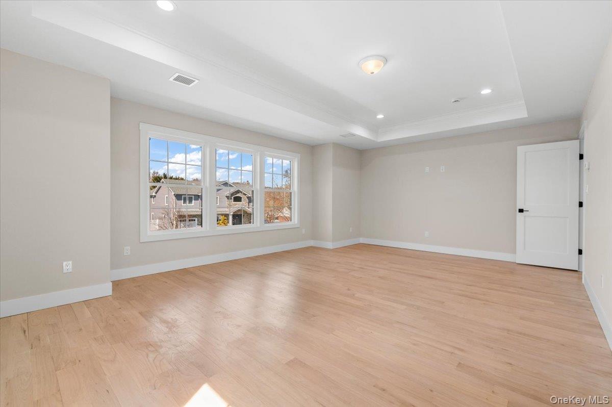 10 Lee Place Property Photo 26