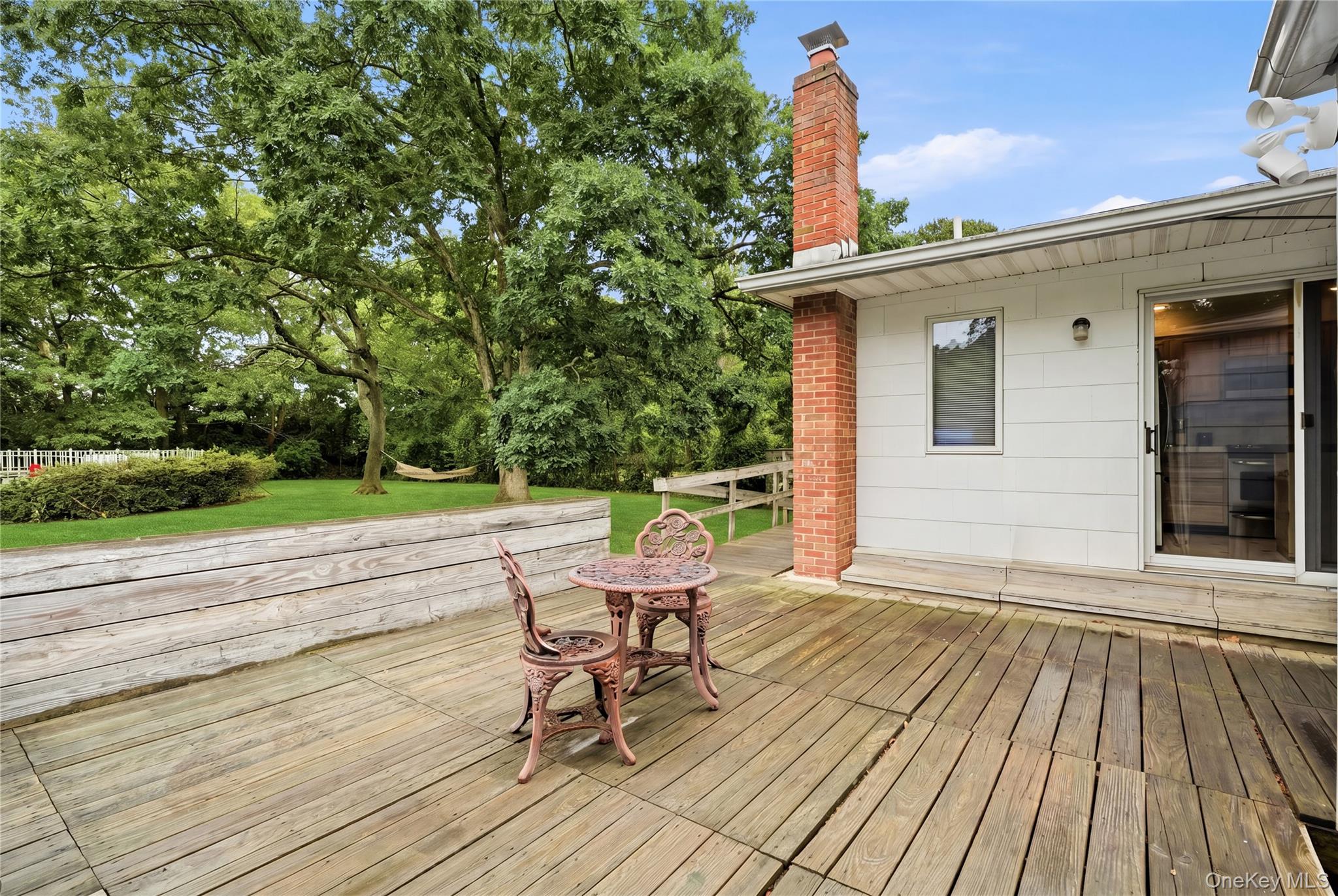 289 Central Avenue Property Photo 15