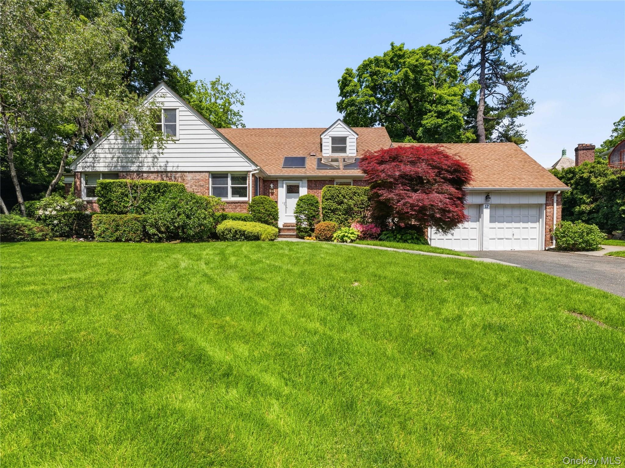 17 Glenwood Drive Property Photo 1