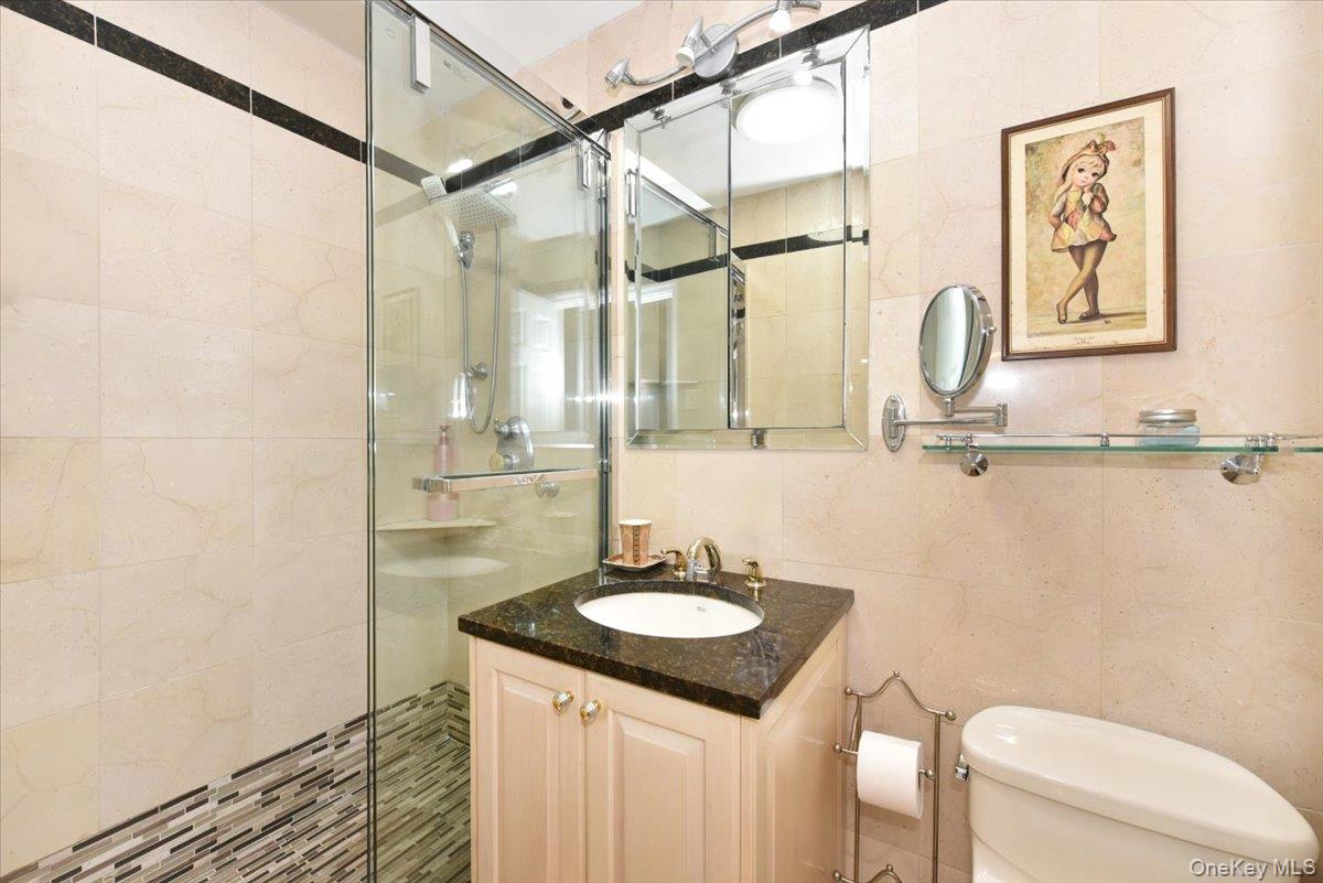 320 East Shore Road 15a Property Photo 23