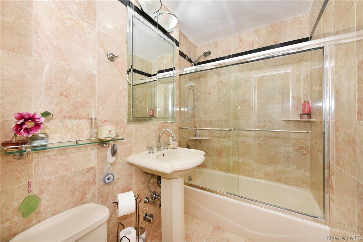 320 East Shore Road 15a Property Photo 26