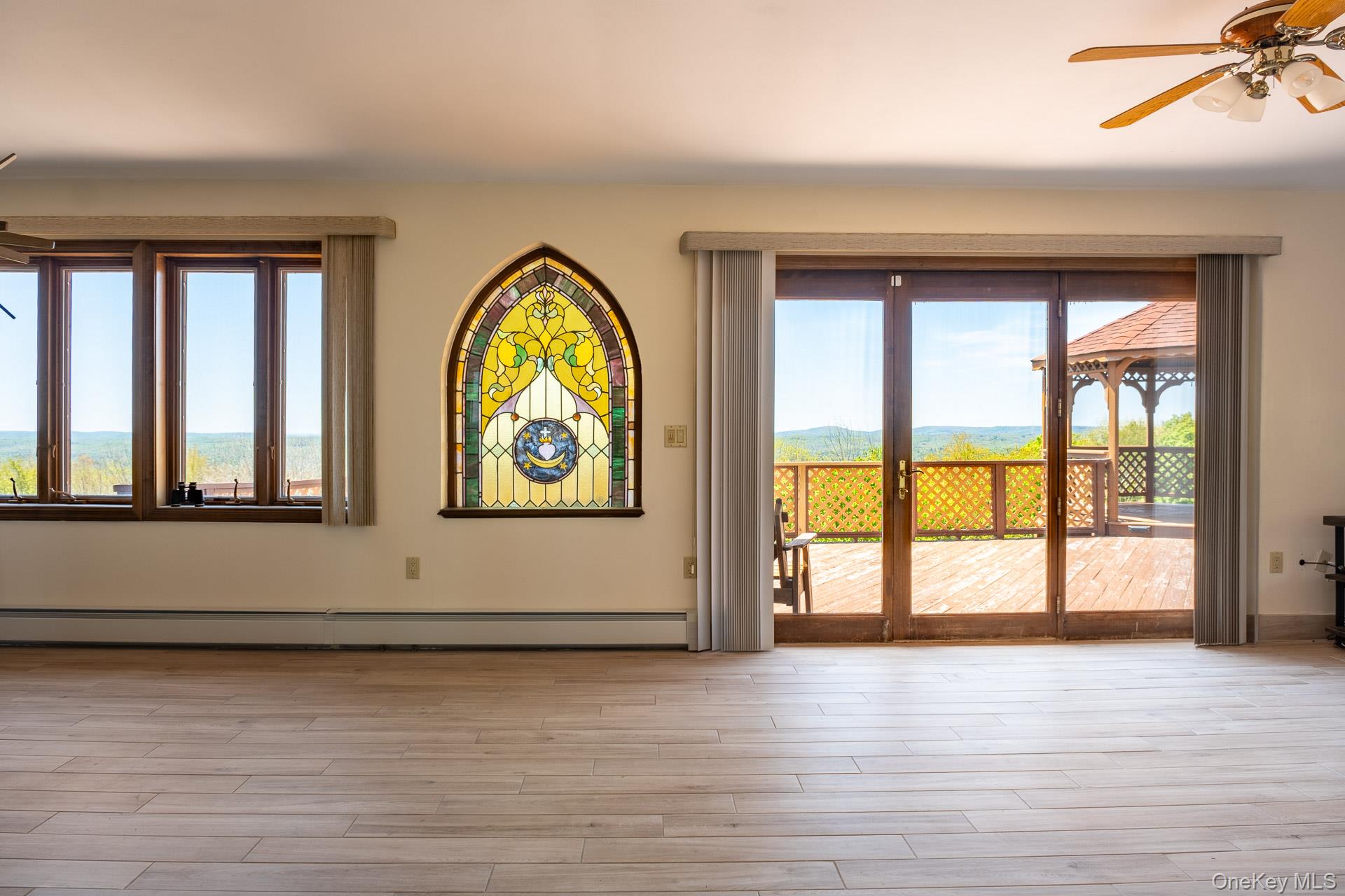 203 Skyline Drive Property Photo 14