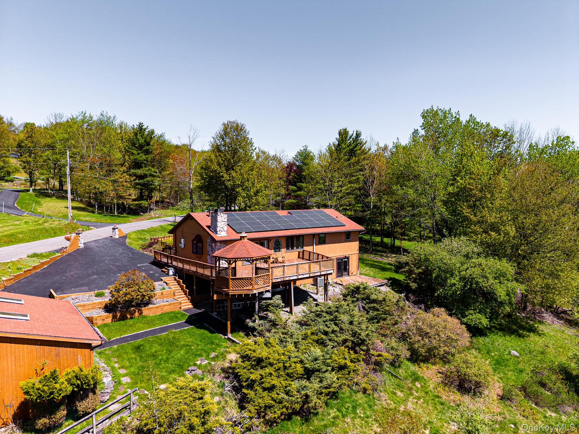 203 Skyline Drive Property Photo 32