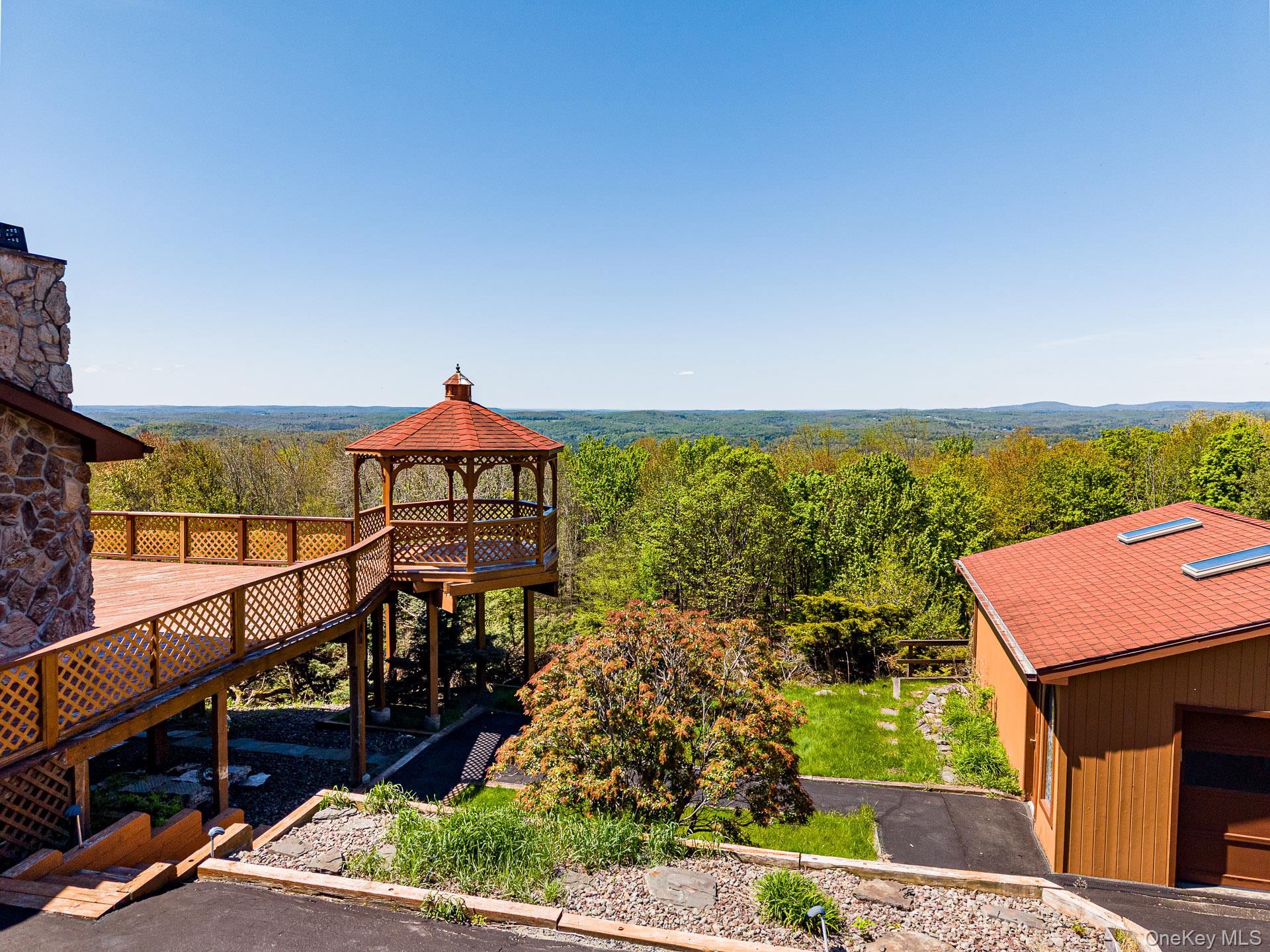 203 Skyline Drive Property Photo 34