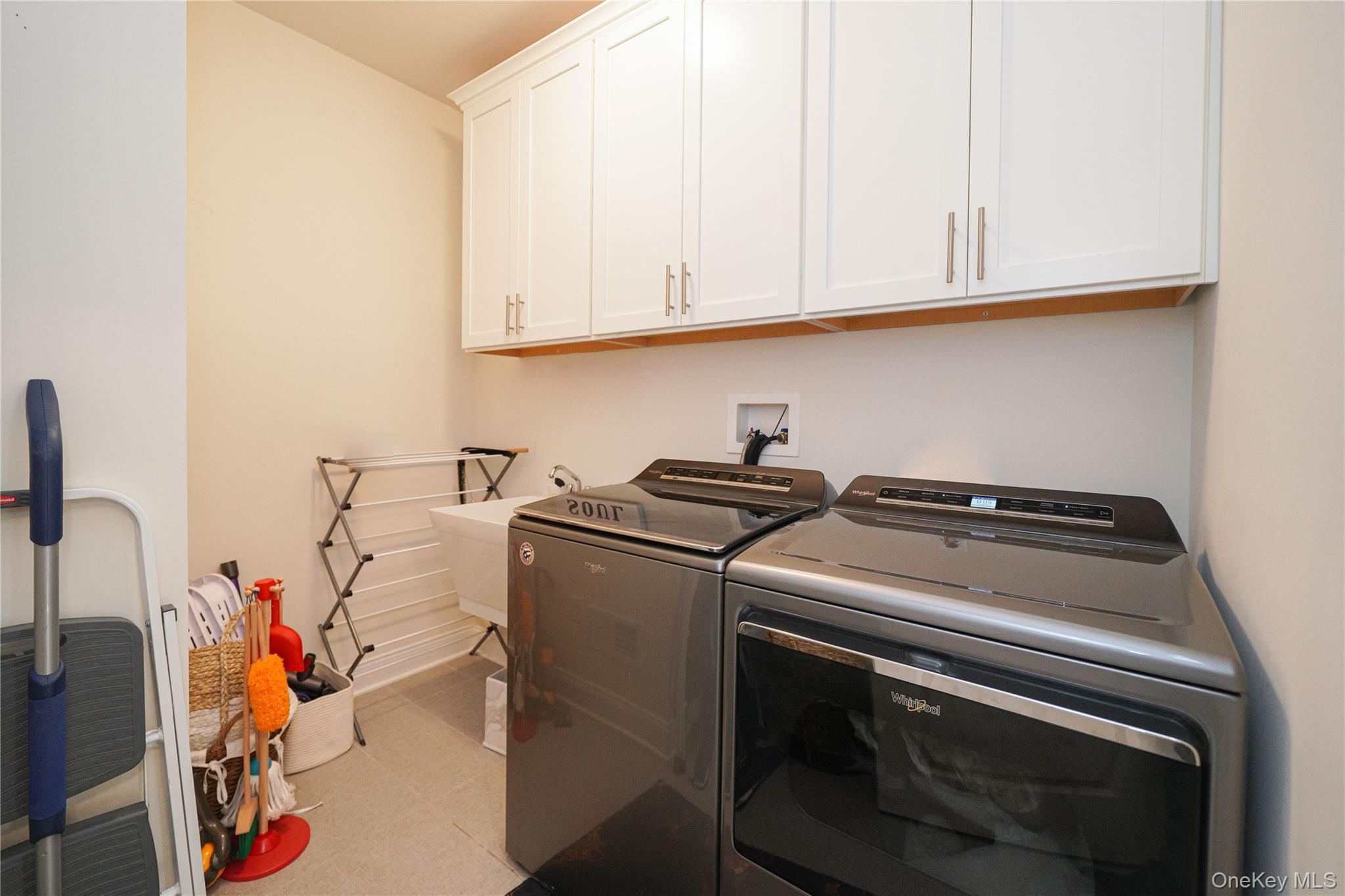 20 Deforest Drive Property Photo 11