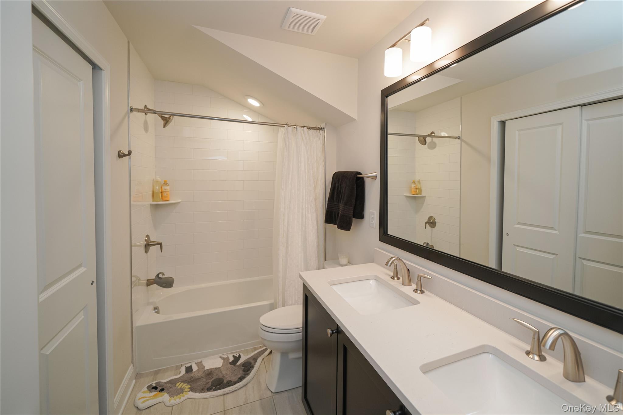20 Deforest Drive Property Photo 22