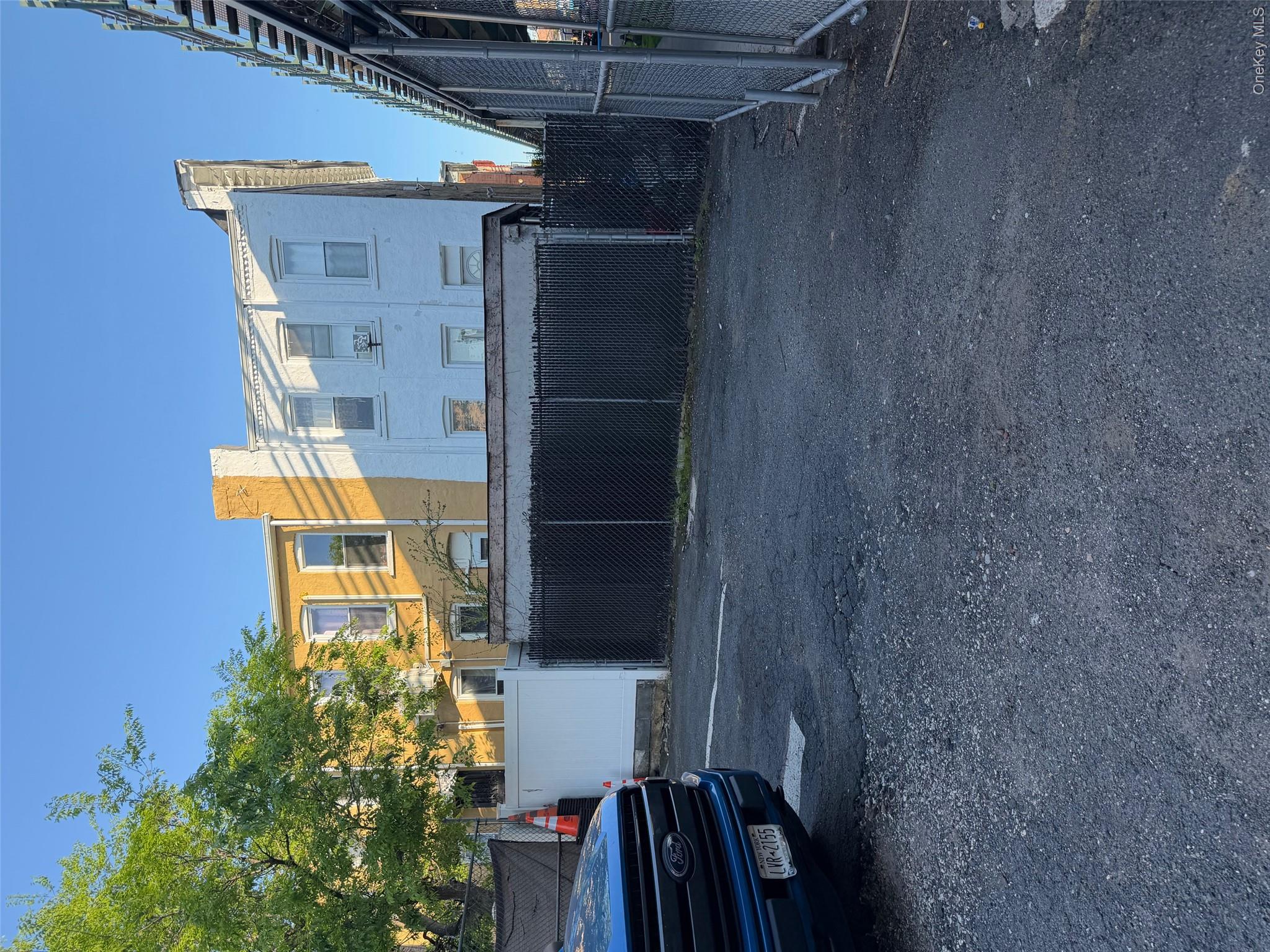 2 Danforth Property Photo 4