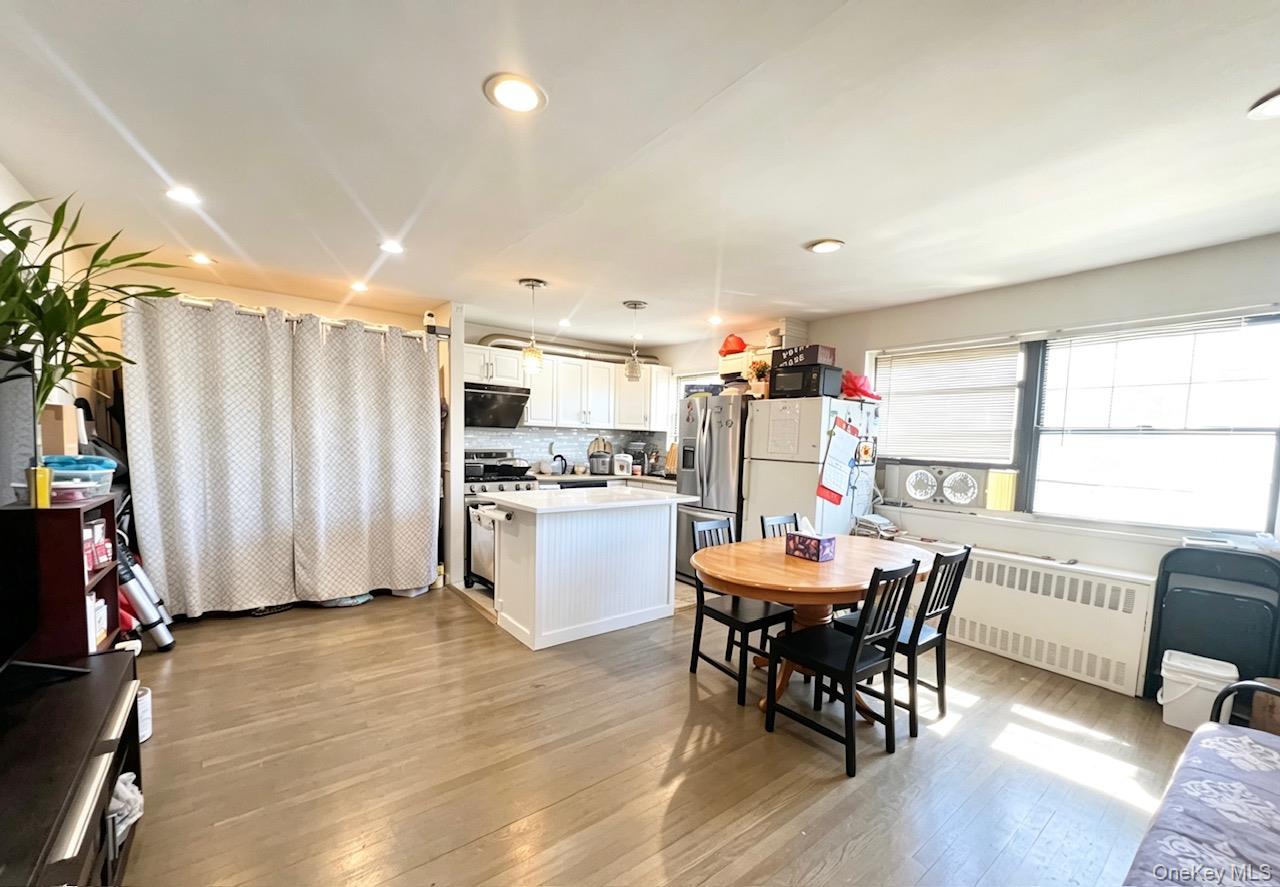 6946 138TH STREET B Property Photo 1