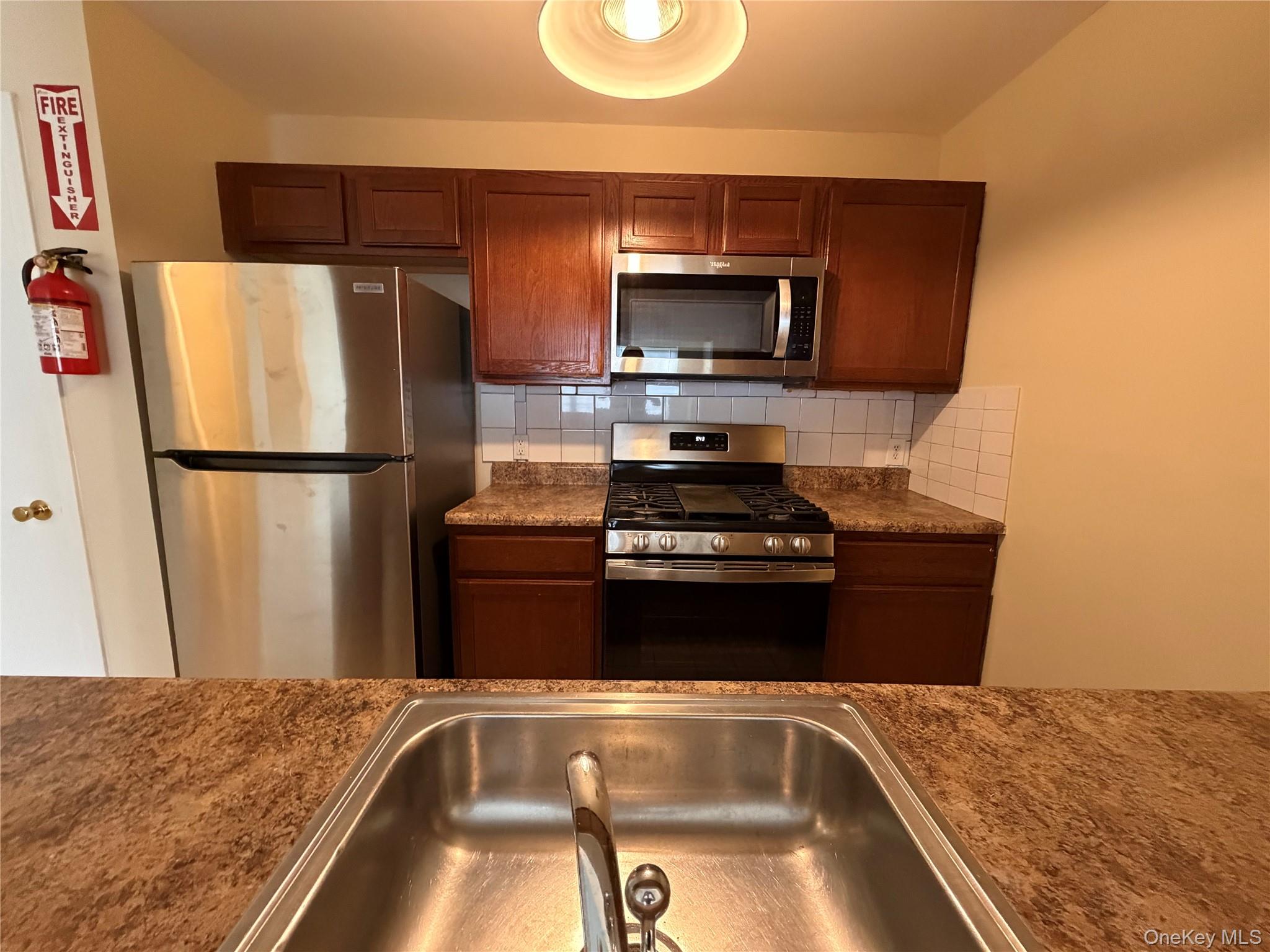 141 Ruth Court Property Photo 16