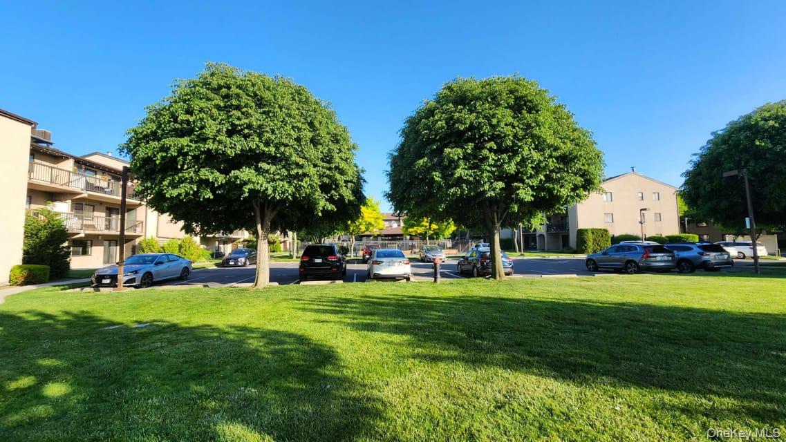5-10 115th Street 2c Property Photo 3