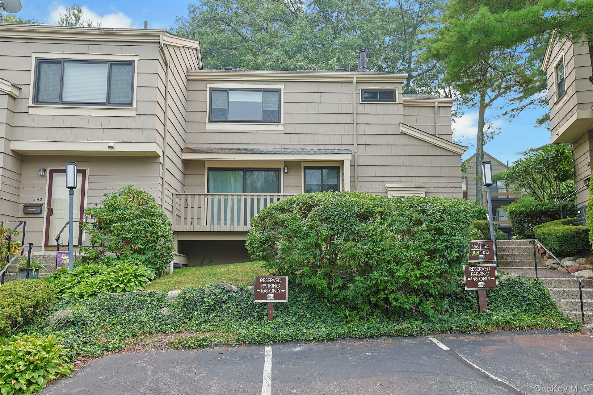 158 Branchwood Lane Property Photo 2